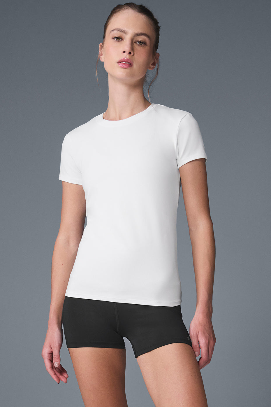 Alo Yoga Alosoft Finesse Tシャツ ホワイト Alo Yoga Alosoft Finesse Tee - White – Kanadadan Kapına