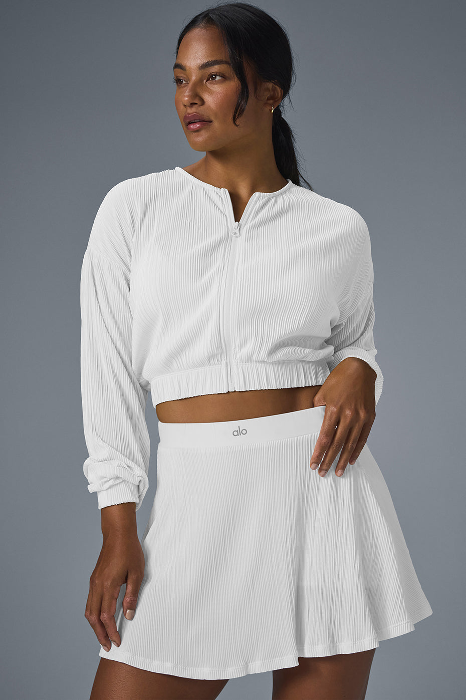 Alo Yoga Cropped Micro Plisse Jacket - White – Kanadadan Kapına