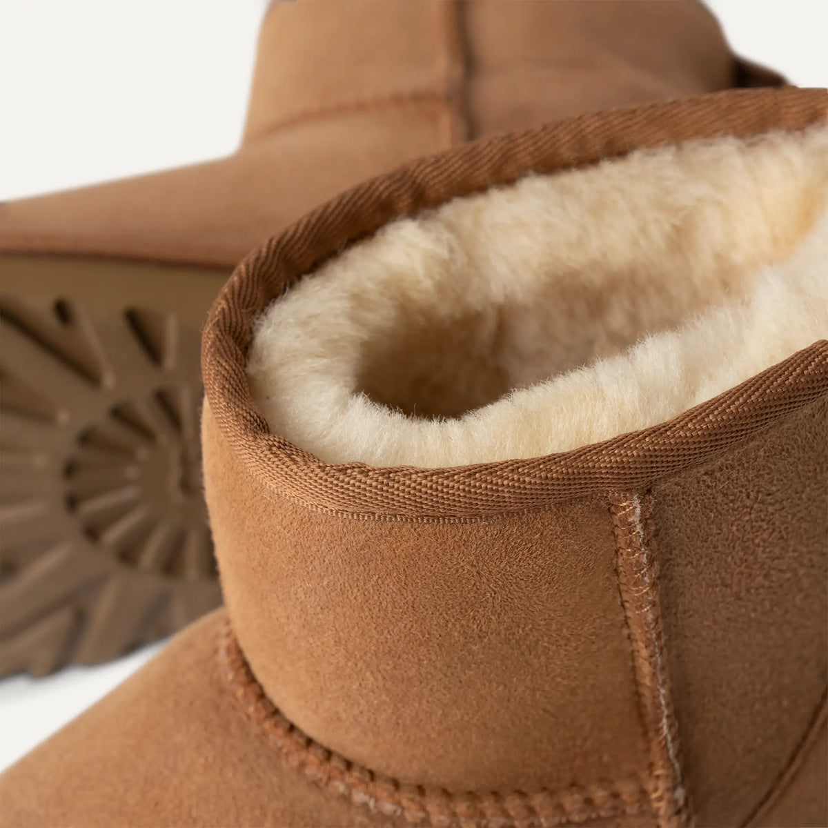 Ugg Women's Classic Mini II-Chestnut