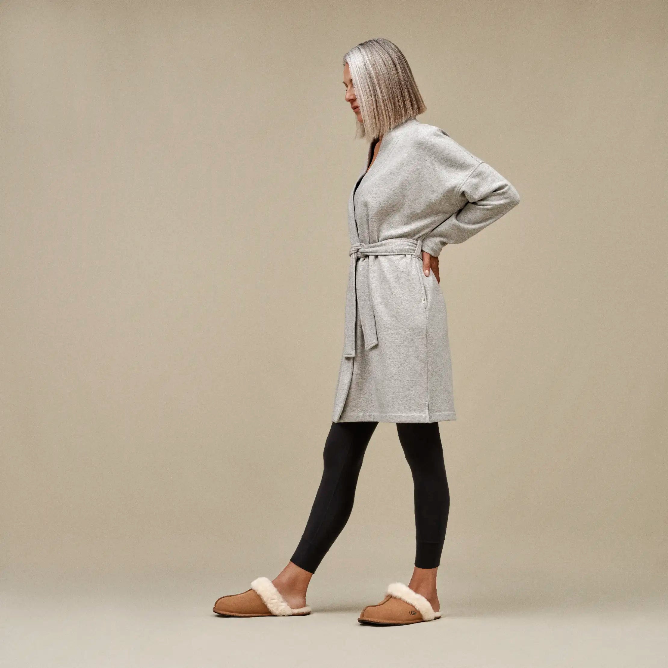 Ugg Women's Scuffette II Color: Chestnut – Kanadadan Kapına
