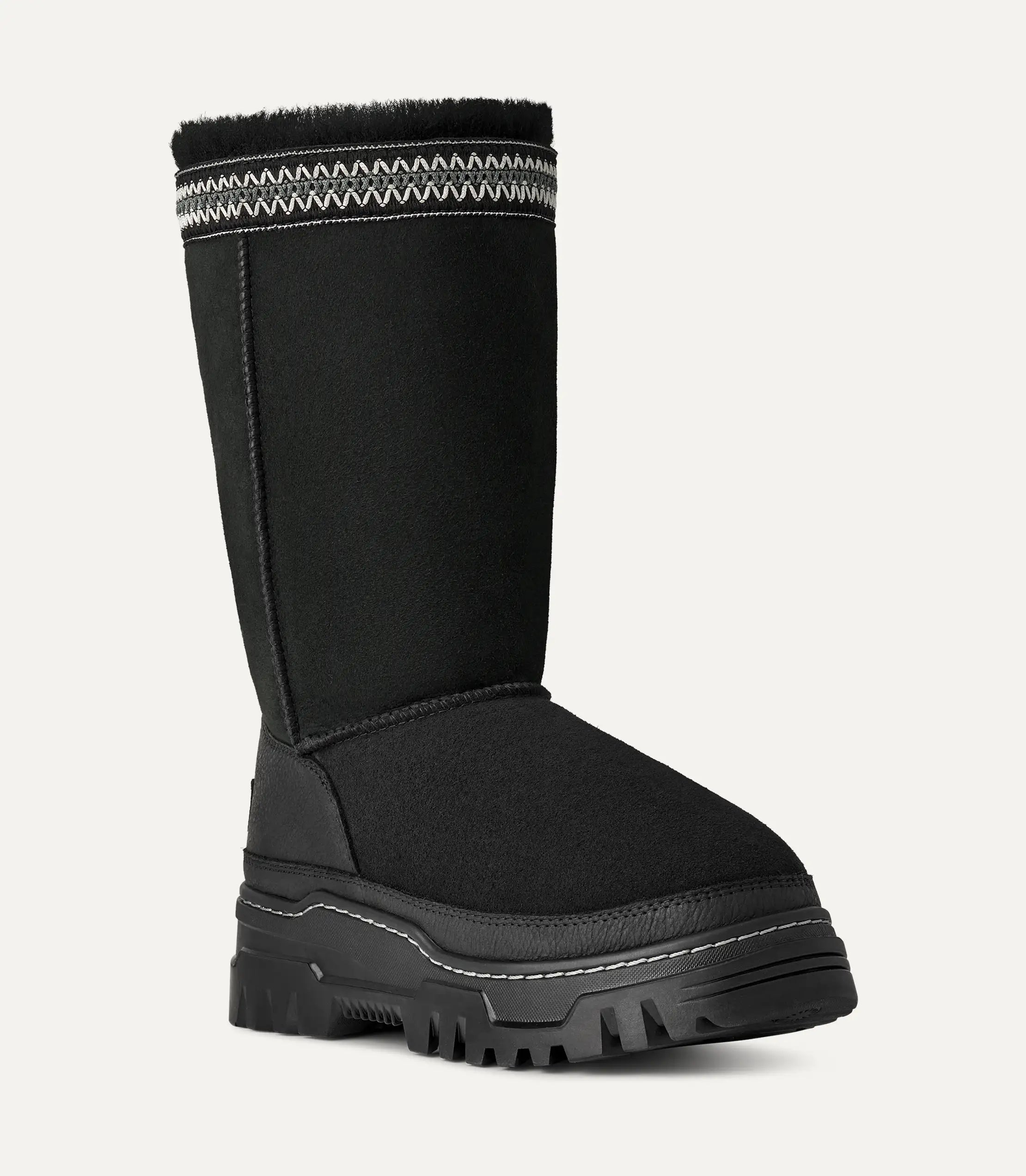 Ugg Women's Classic Tall TrailGazer-Black