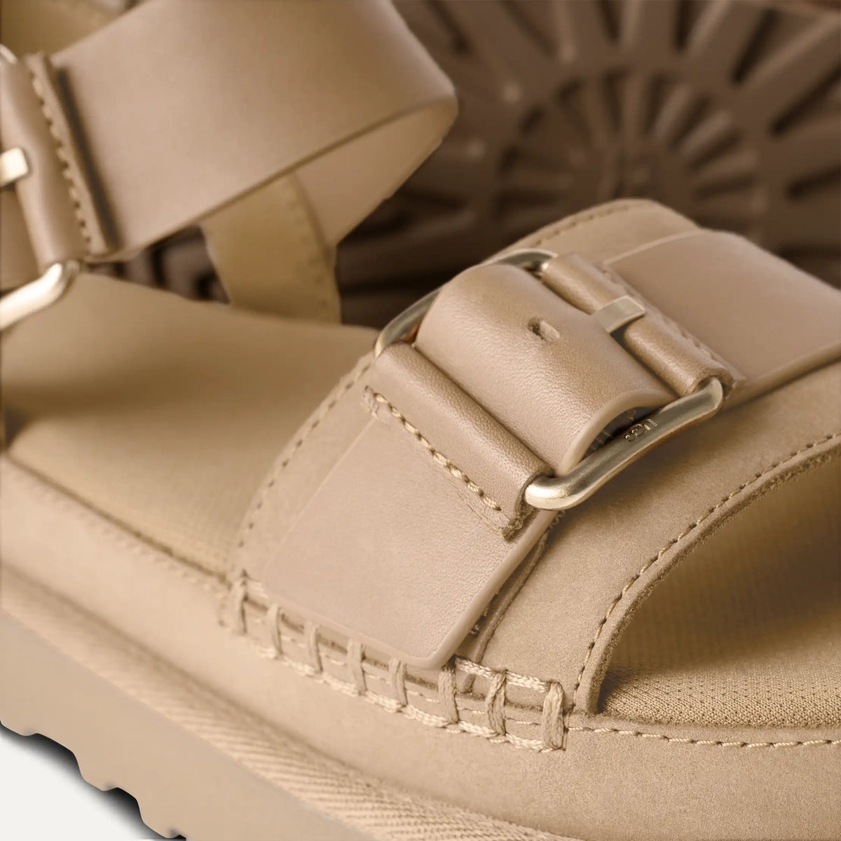 Ugg Women's Goldenstar Villa-Mustard Seed