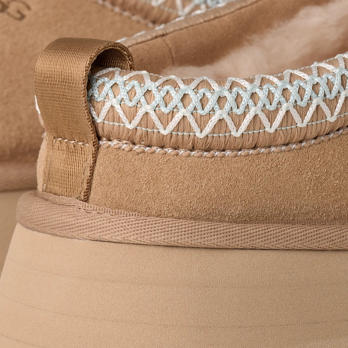 Ugg Women's Tazz II Color: Color: Sand - Hemen Teslimde