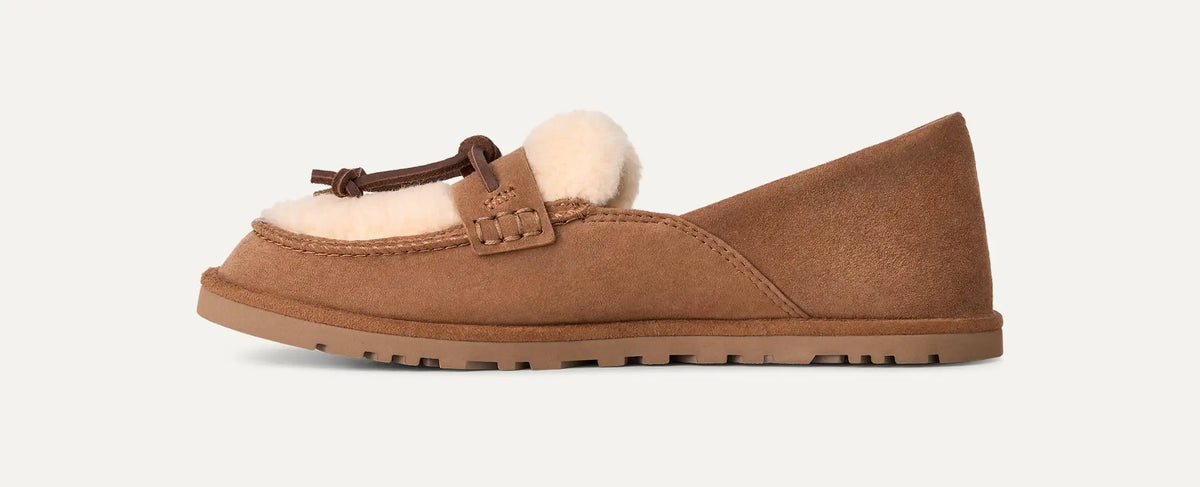 Ugg Women's Zora Loafer-Chestnut