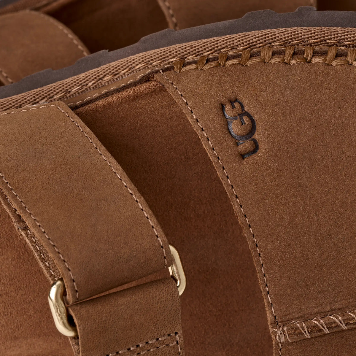 Ugg Femmes – Tong GoldenGaze-Dark Chestnut
