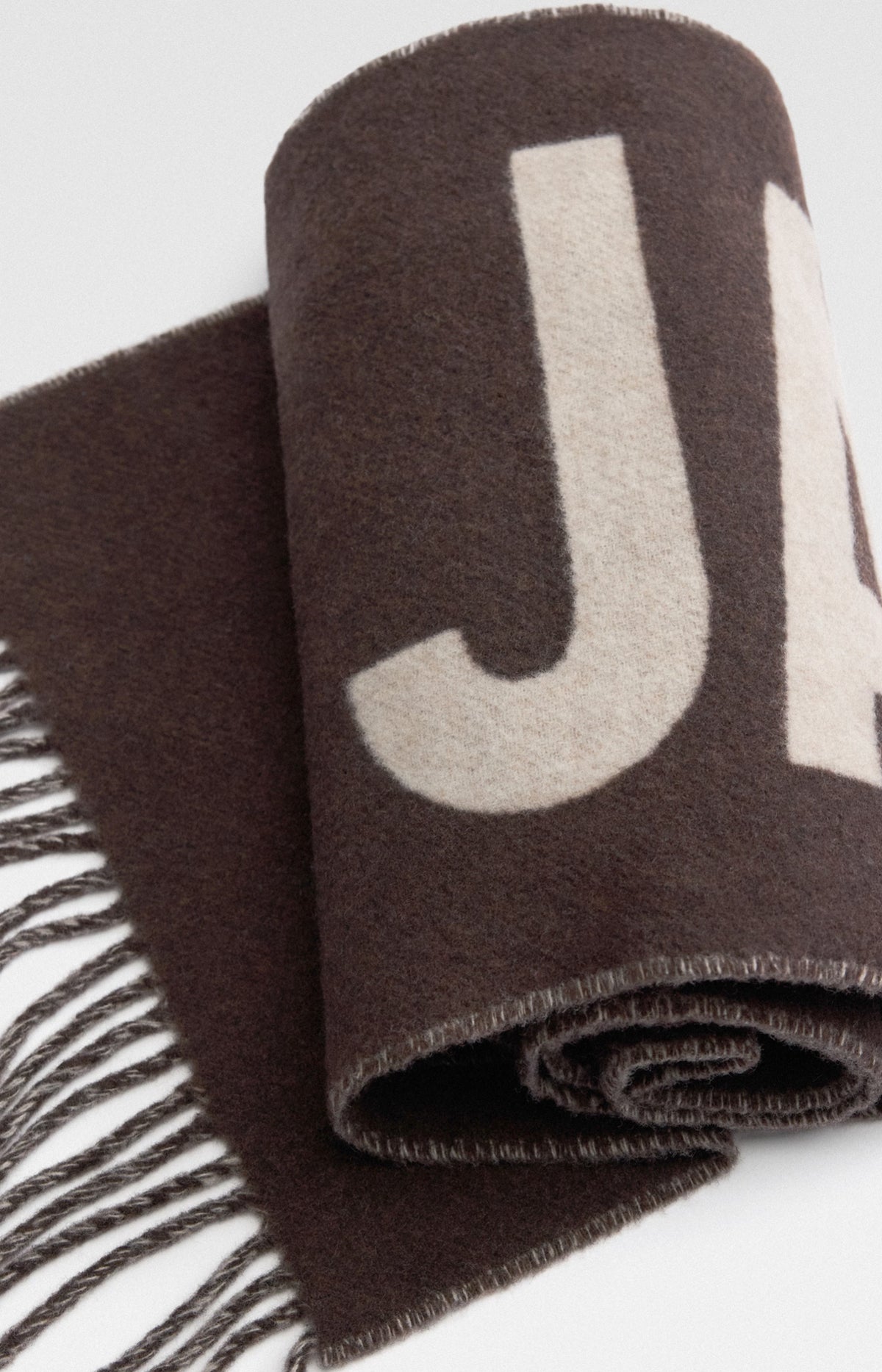 Jacquemus  -  The Jacquemus scarf  - Multi Brown