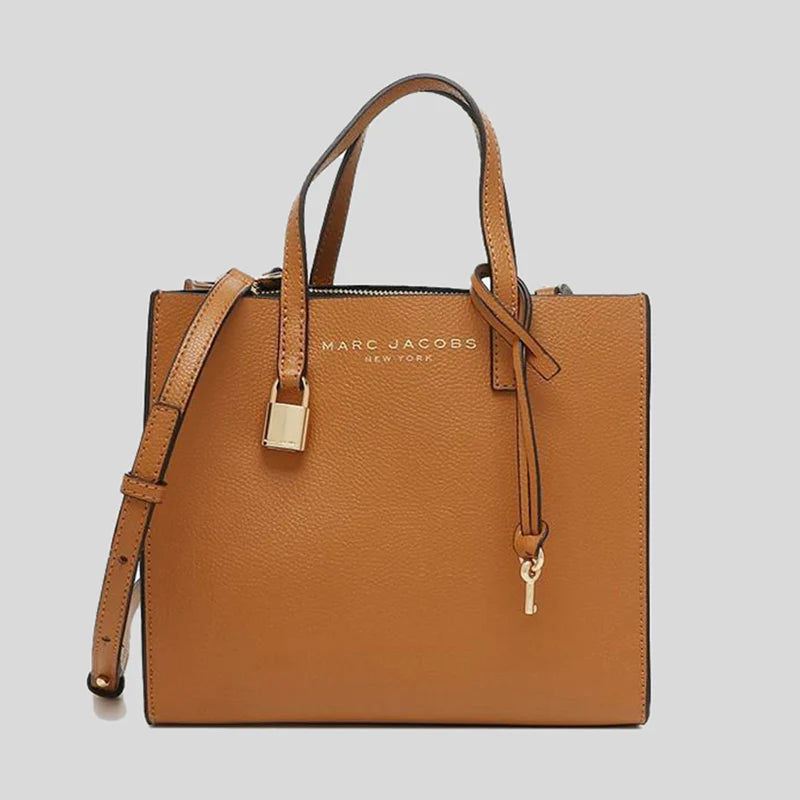 Marc Jacobs Small Grind Smoked Almond Kadın Deri Çanta.  - HEMEN TESLİMDE