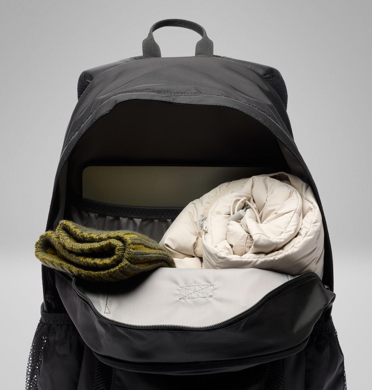 Columbia Castle Crest 25L Backpack  -  Black