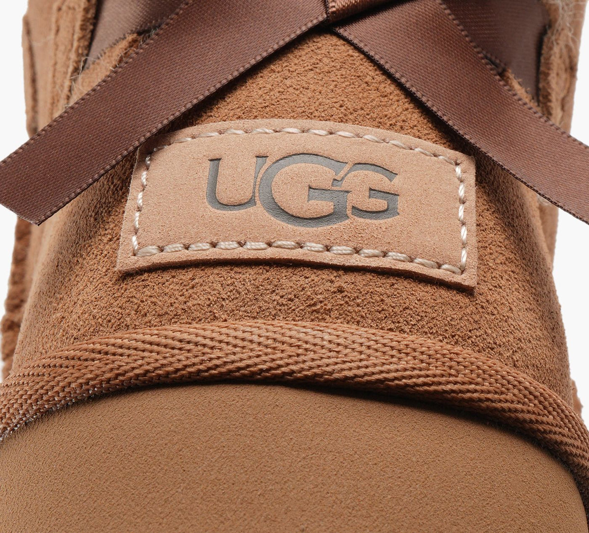Ugg Women's ULTRA MINI BAILEY BOW-CHESTNUT