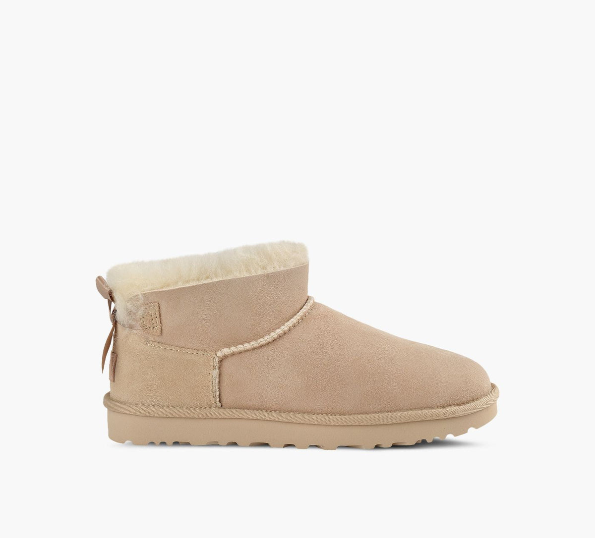 Ugg Women's ULTRA MINI BAILEY BOW-SAND