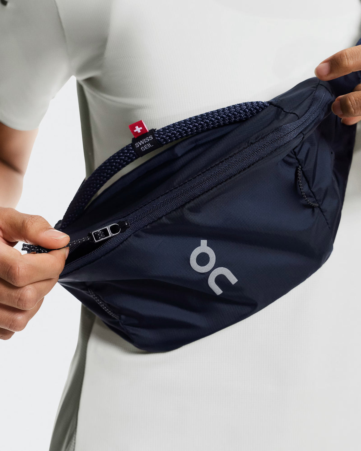 On Waist Pack 2L Lite  -  Navy