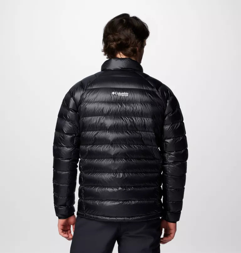 Columbia Men's Arctic Crest™ Down Jacket -  Black