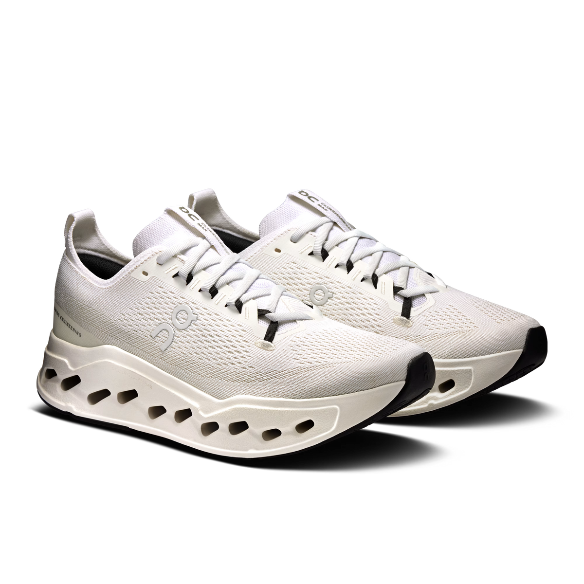 ON Cloud Men Cloudsurfer Max-White | White