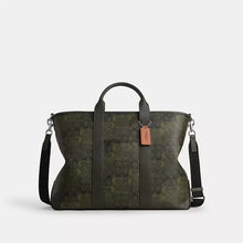 Coach Grayson Tote Bag
In Signature Camo Print
 -  Silver/Green