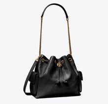 TORY BURCH CHARLIE QUILTED DRAWSTRING SHOULDER BAG - black