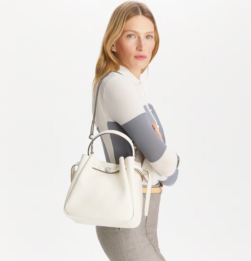 TORY BURCH ROMY BUCKET BAG - LIGHT CREAM