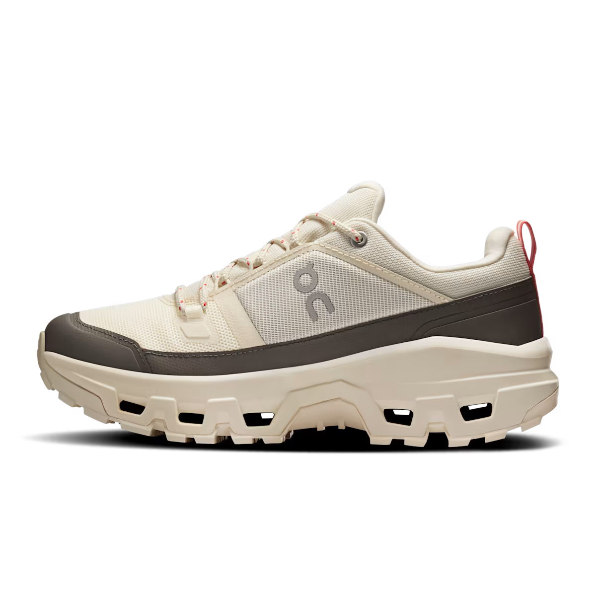 On Cloud Women Cloudrock Low Waterproof - Ivory | Ivory
