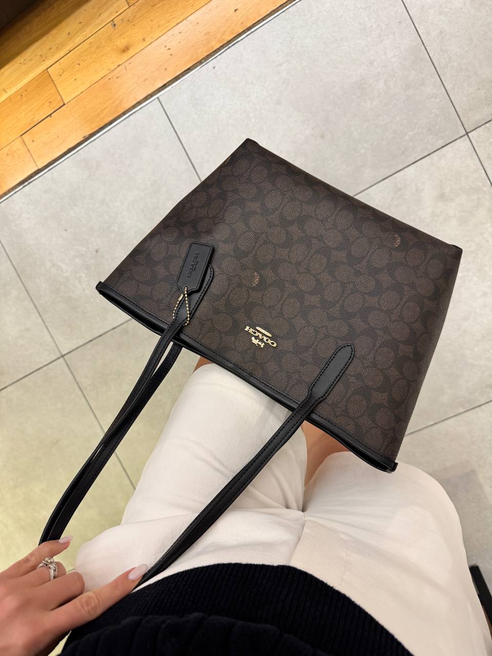 Coach  Medium City Tote Bag In Signature  -  Gold/Walnut/Black- Hemen Teslimde