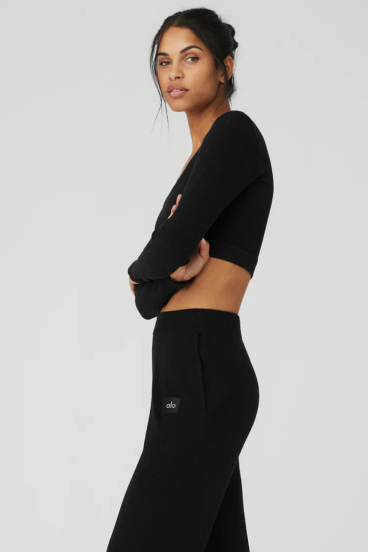Alo Yoga Seamless Ribbed Cropped Serene Long Sleeve  -  Black