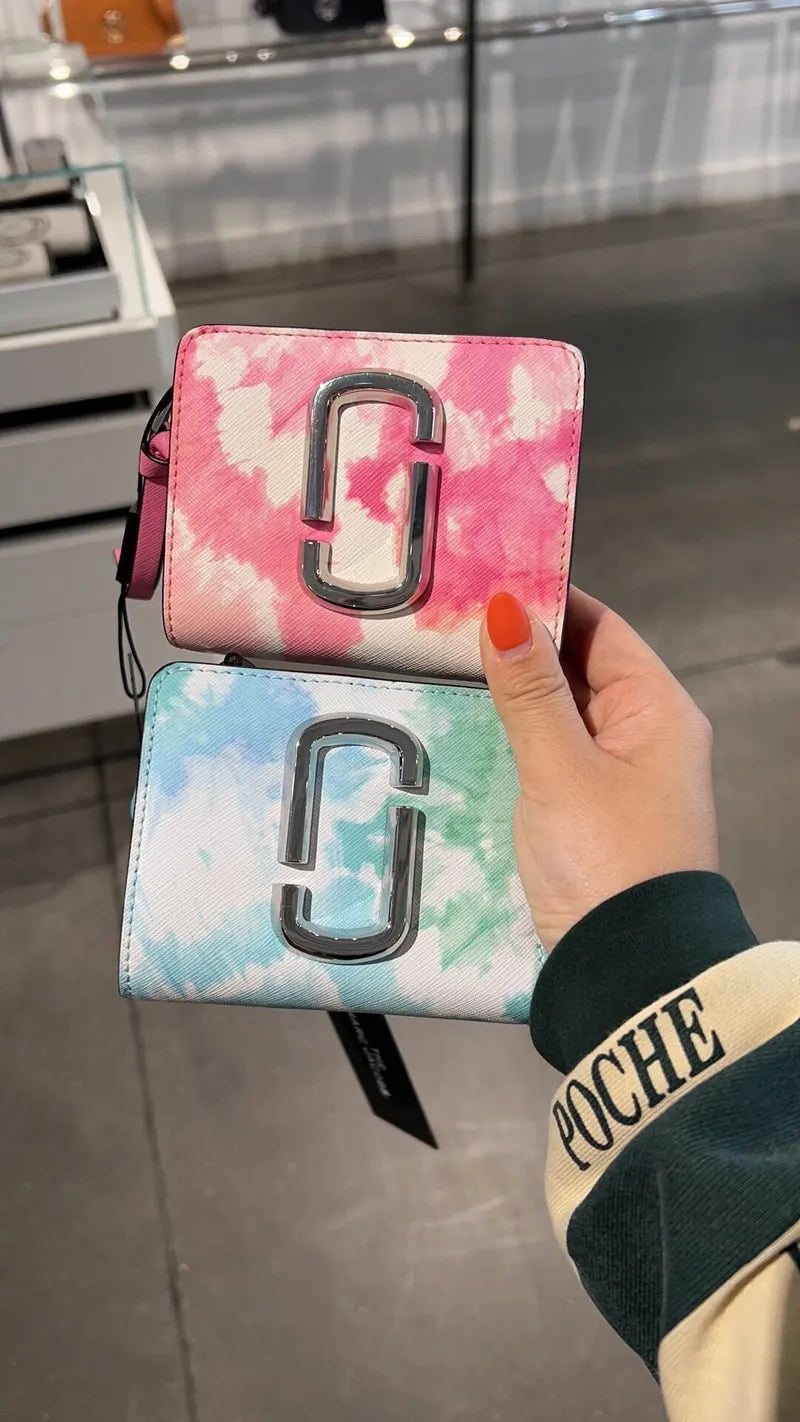 Marc Jacobs The Snapshot Pink Tie Dye Mini Compact  Deri Cüzdan - HEMEN TESLİMDE