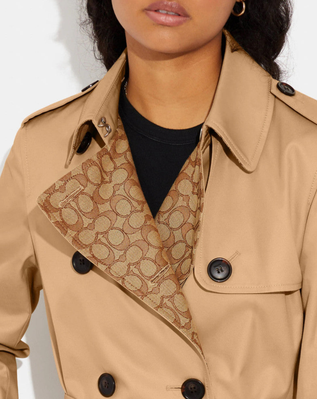 Coach Signature Lapel Short Trench- HEMEN TESLIM