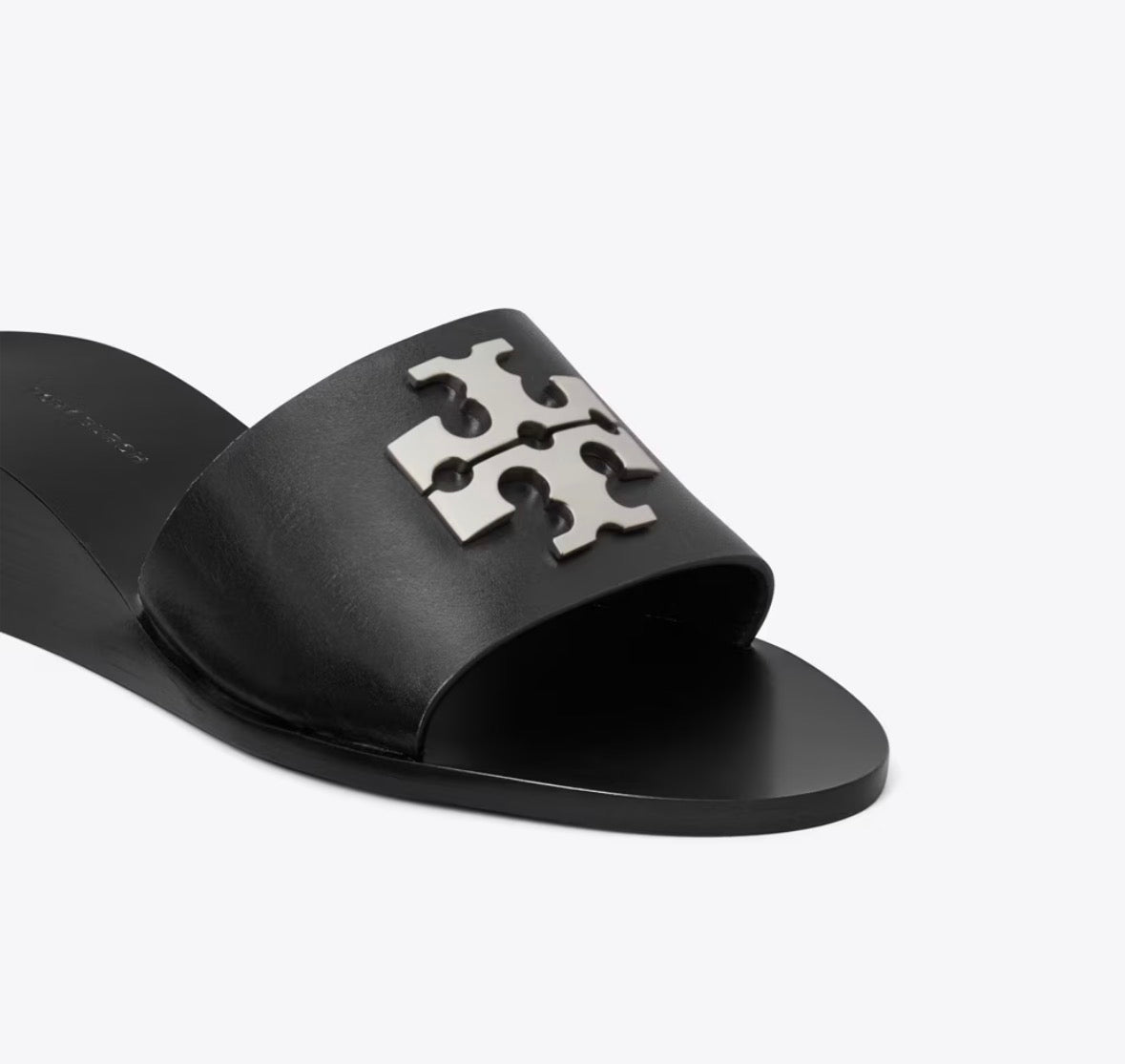 TORY BURCH CHARLIE CUOIO WEDGE SANDAL  -  perfect black