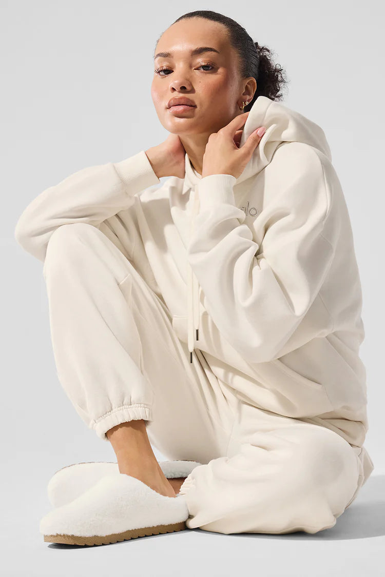 Alo Yoga Women's Accolade Hoodie - Ivory