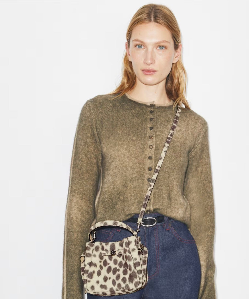 TORY BURCH MINI ROMY SUEDE BUCKET BAG  - cheetah