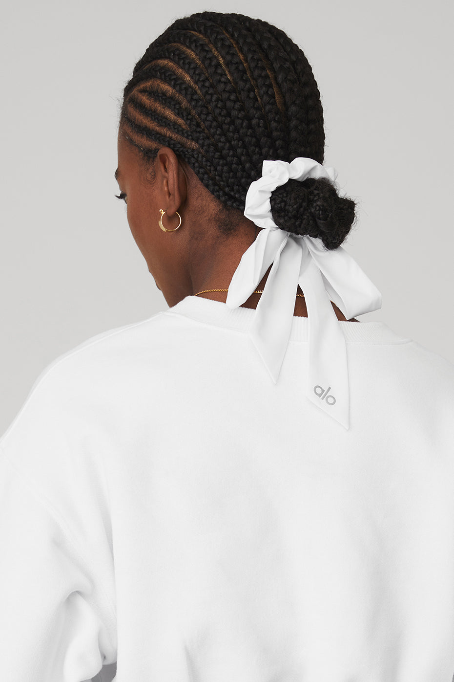Alo Yoga Love Knots Tie Scrunchie White