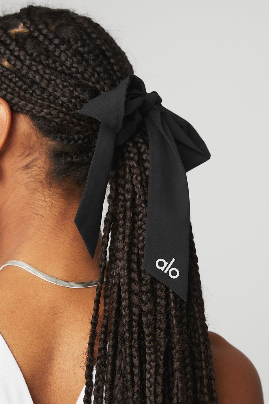 Alo Yoga Love Knots Tie Scrunchie Black