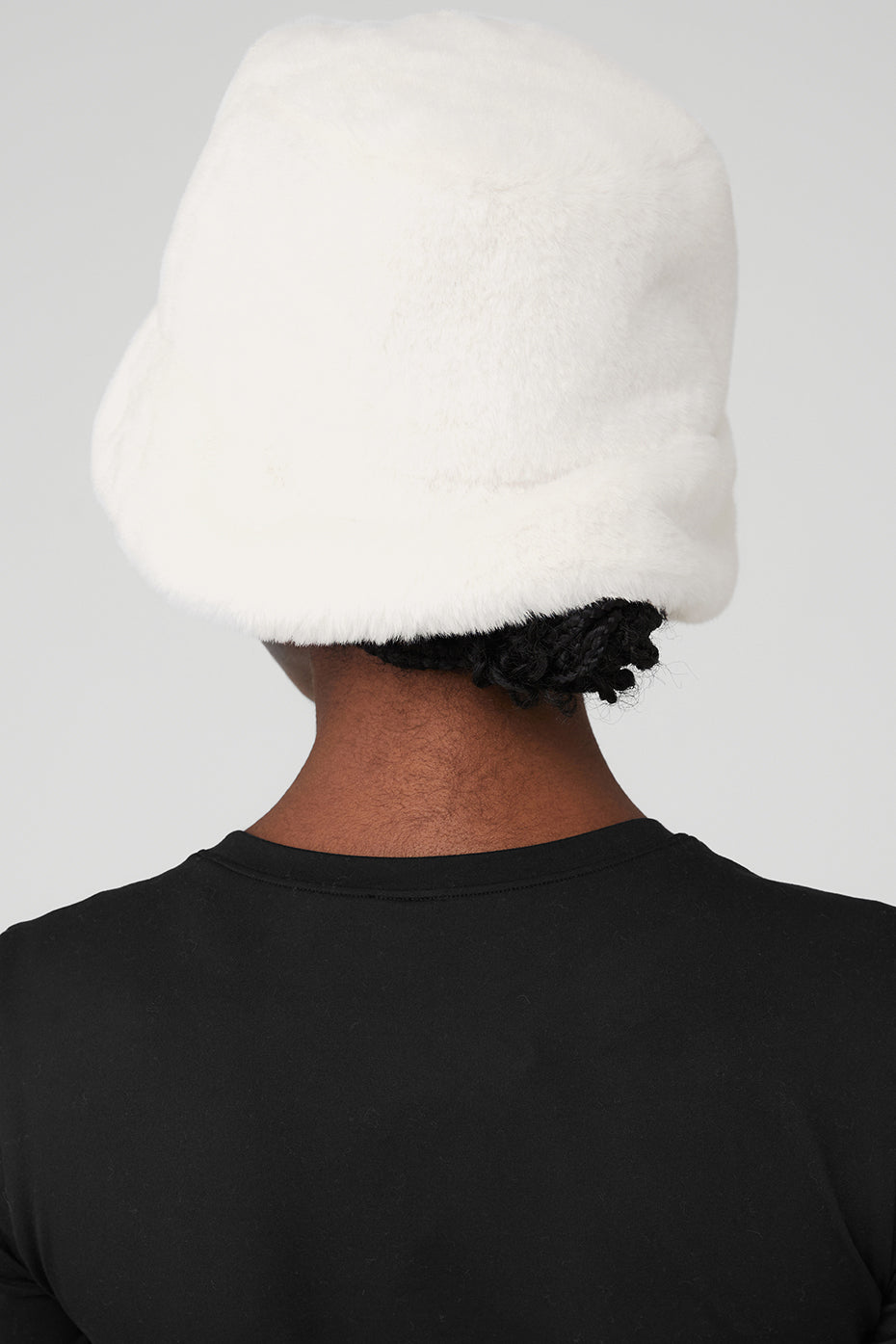 Alo Yoga Faux Fur Bucket Hat  -  Ivory