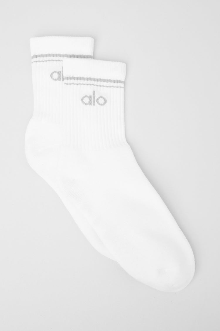 Alo Yoga Unisex Half-Crew Throwback Sock  -  White/Titanium