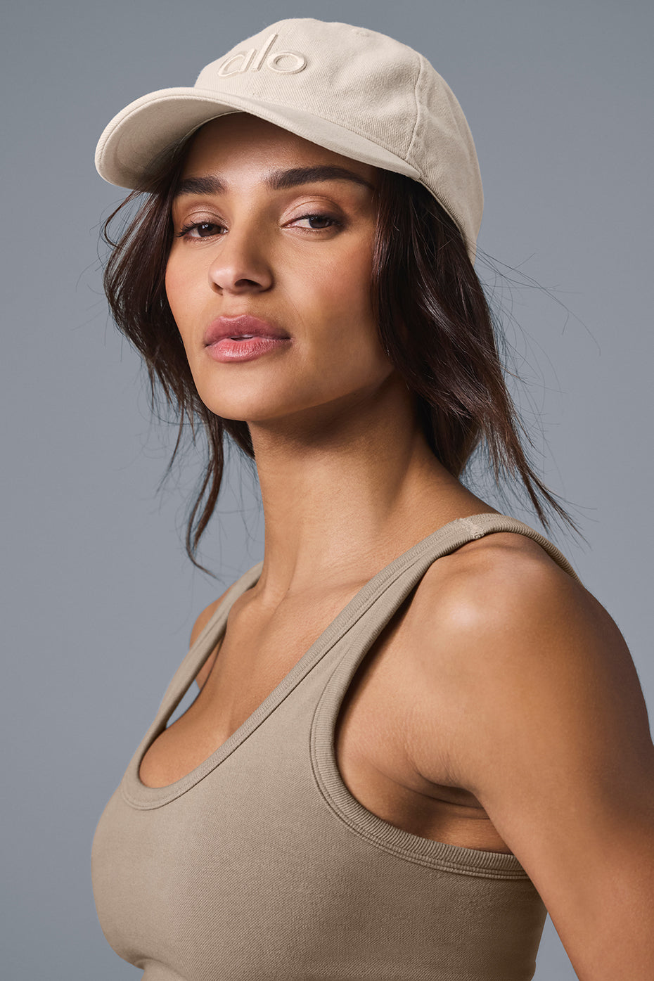 【新品】alo Off‑Duty CapキャップベージュSand Dollar Alo Yoga Washed Off-Duty Cap - Sand Dollar – Kanadadan Kapına