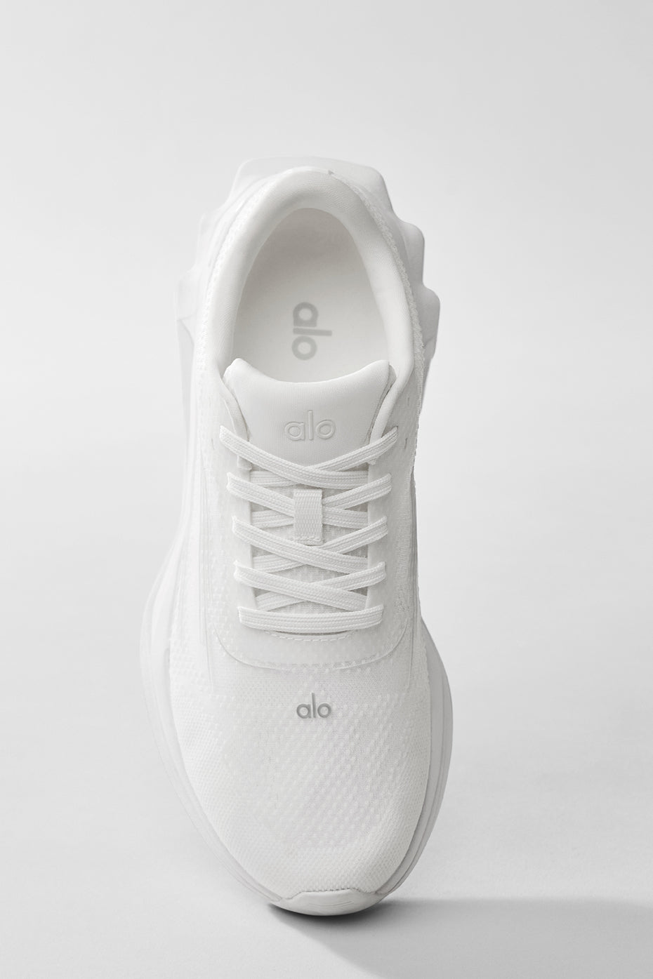 Alo Yoga Alo Runner  -  White/White