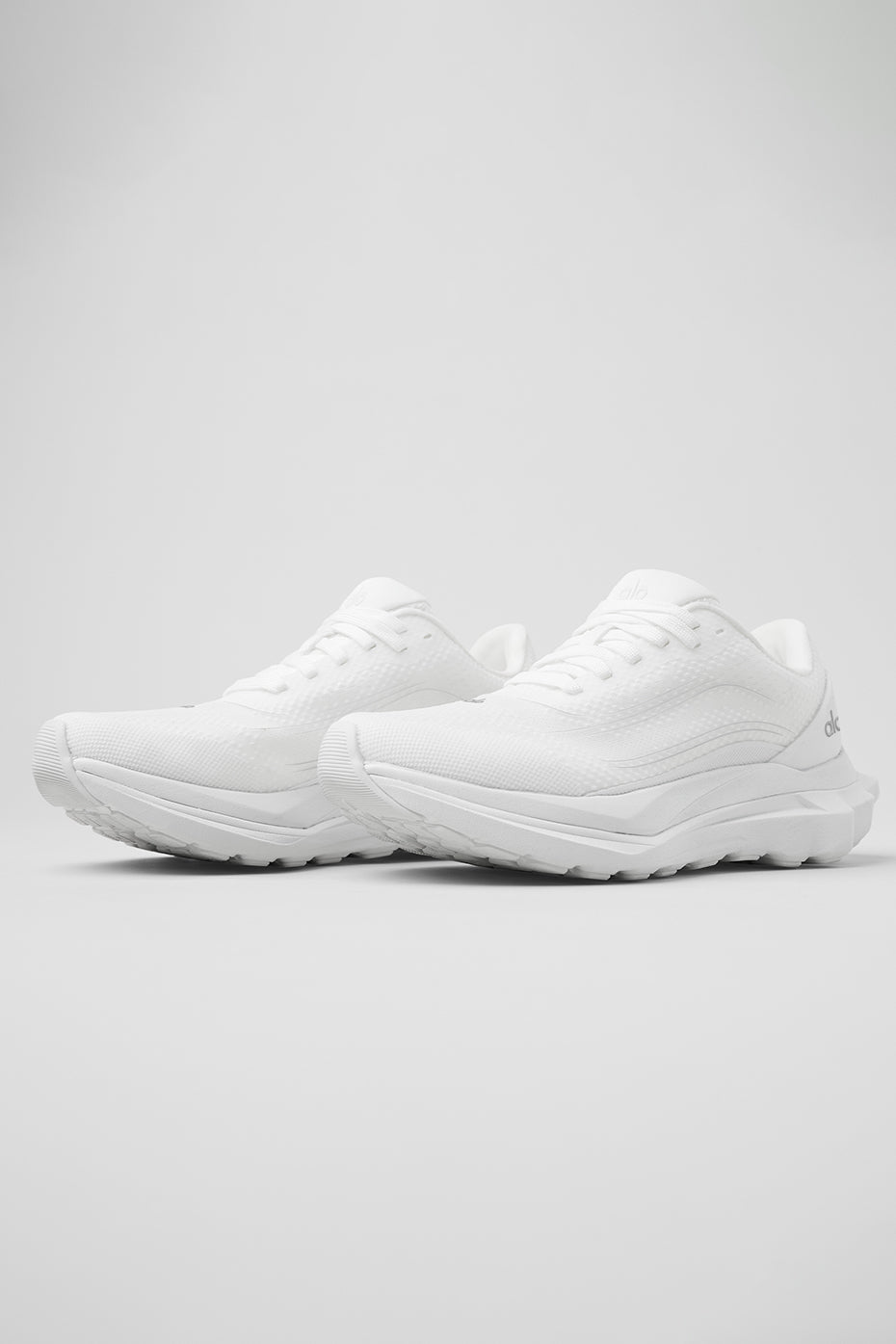 Alo Yoga Alo Runner  -  White/White