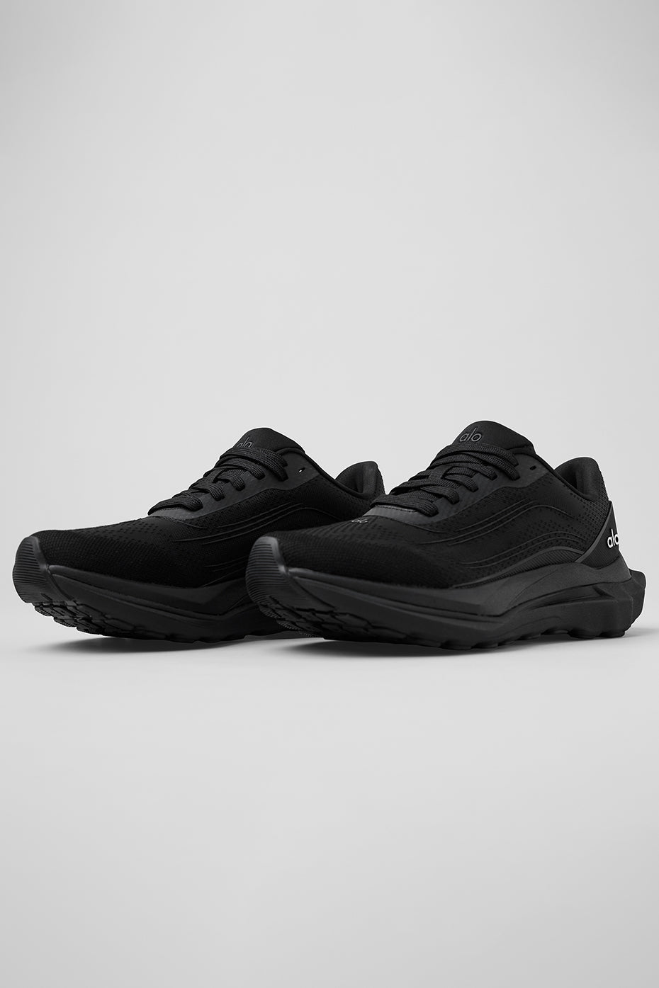 Alo Yoga Alo Runner  -  Black/Black