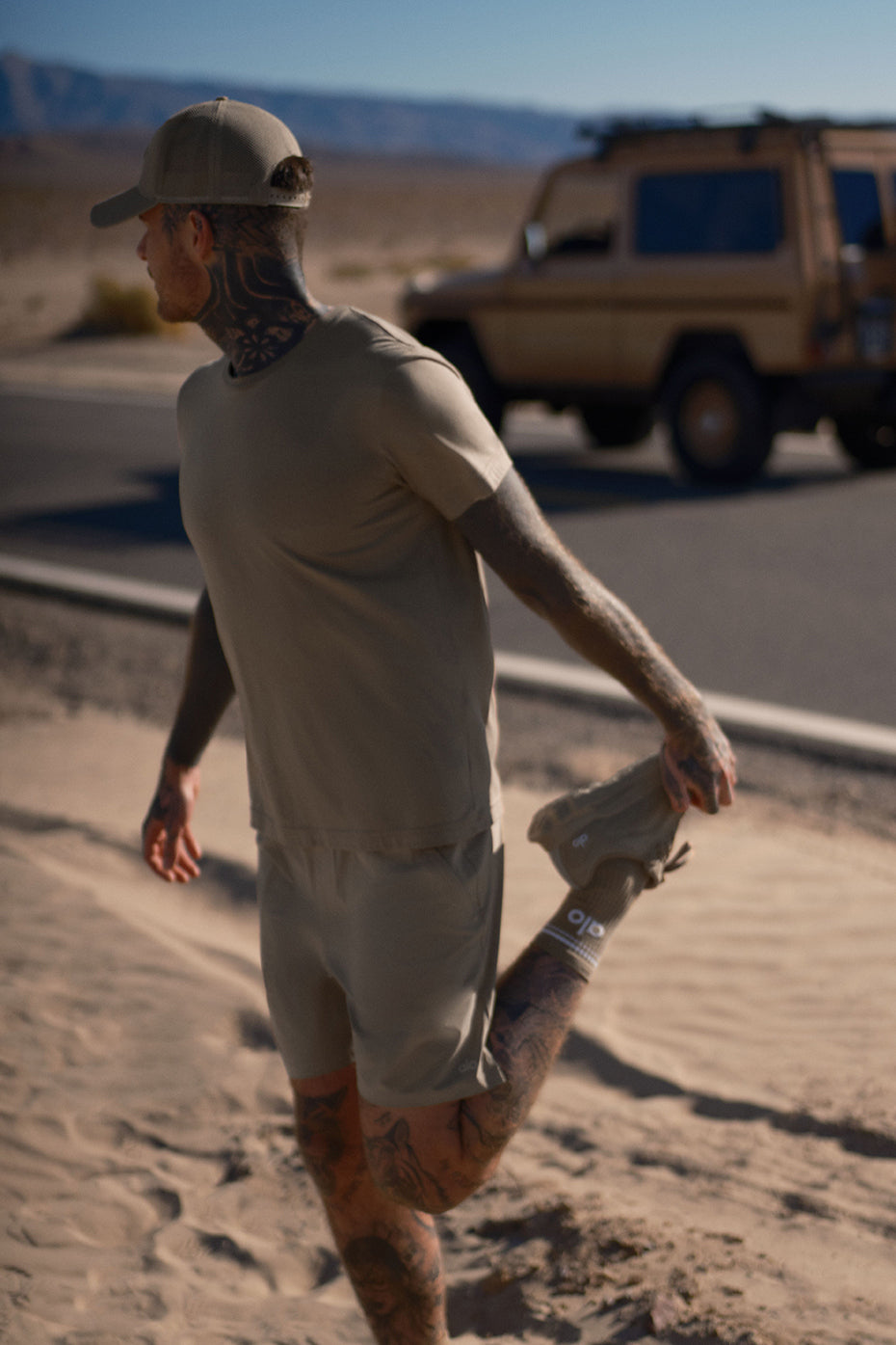 Alo Yoga Alo Runner  -  Gravel