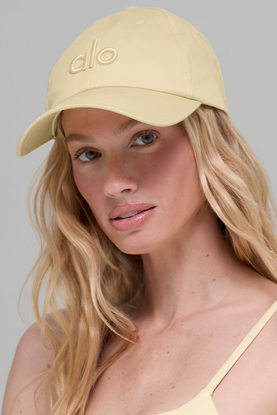 Alo Yoga Off-Duty Cap-  Candlelight Yellow