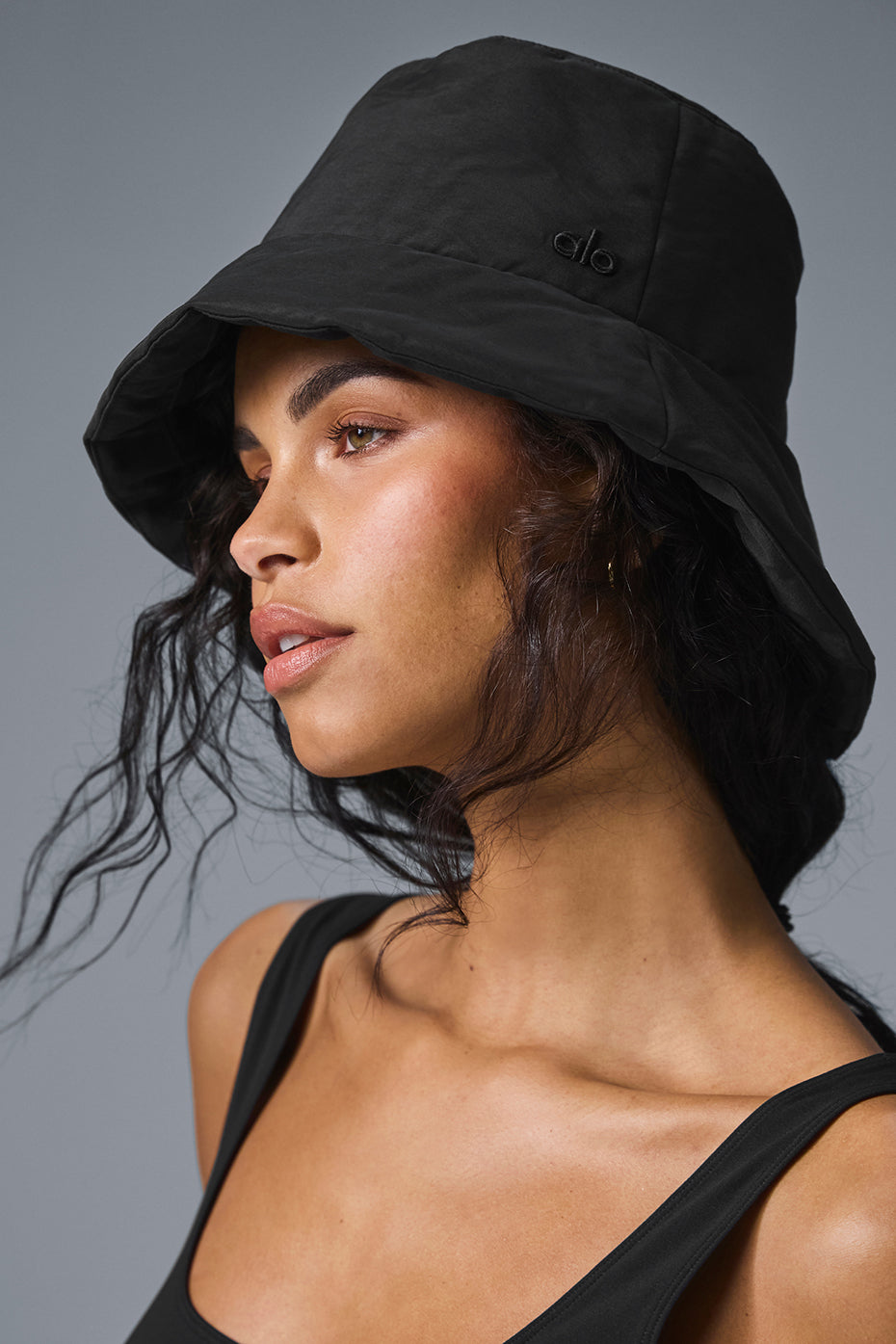 Alo Yoga Good Shade Puffer Bucket Hat - Black – Kanadadan Kapına