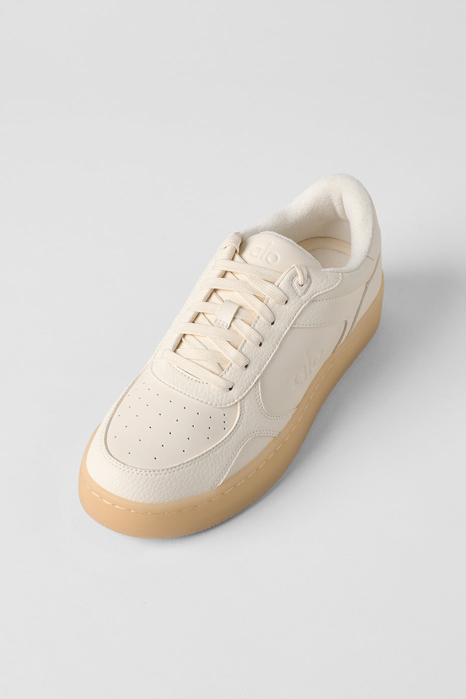 Alo Yoga Alo Recovery Mode Sneaker  -  Clay