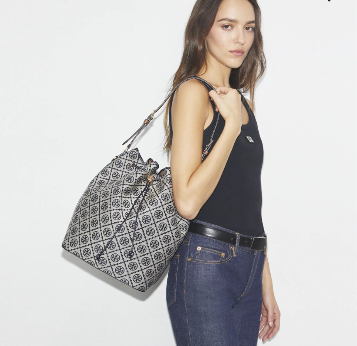 TORY BURCH T MONOGRAM OVERSIZED BUCKET BAG-Color Tory Navy