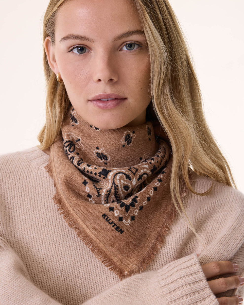 Kujten Small Cashmere Bandana Hachi Caramelo Brown - Hemen Teslimde