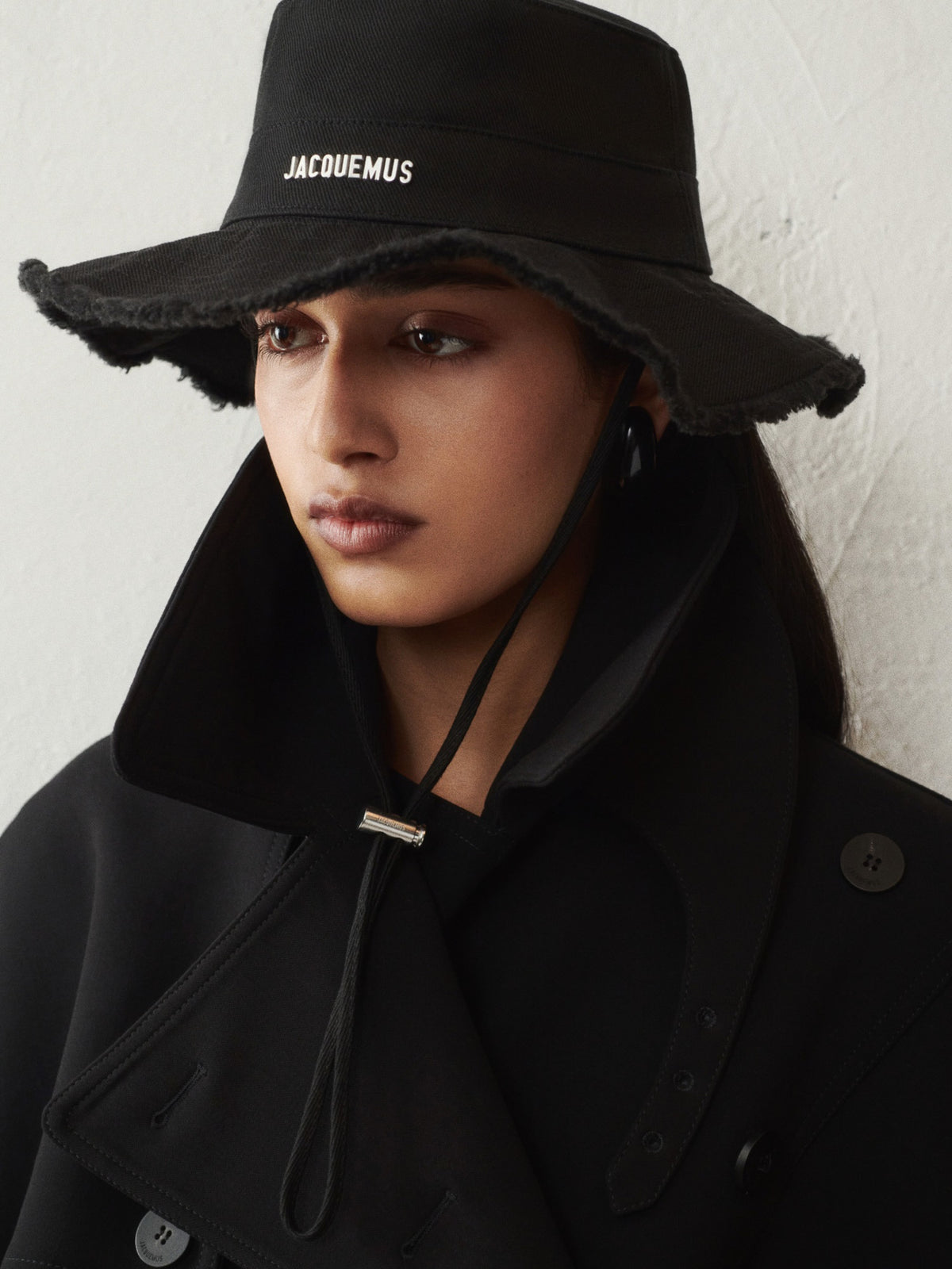 JACQUEMUS  Classiques 'The Artichaut' Bucket Hat  -  Black