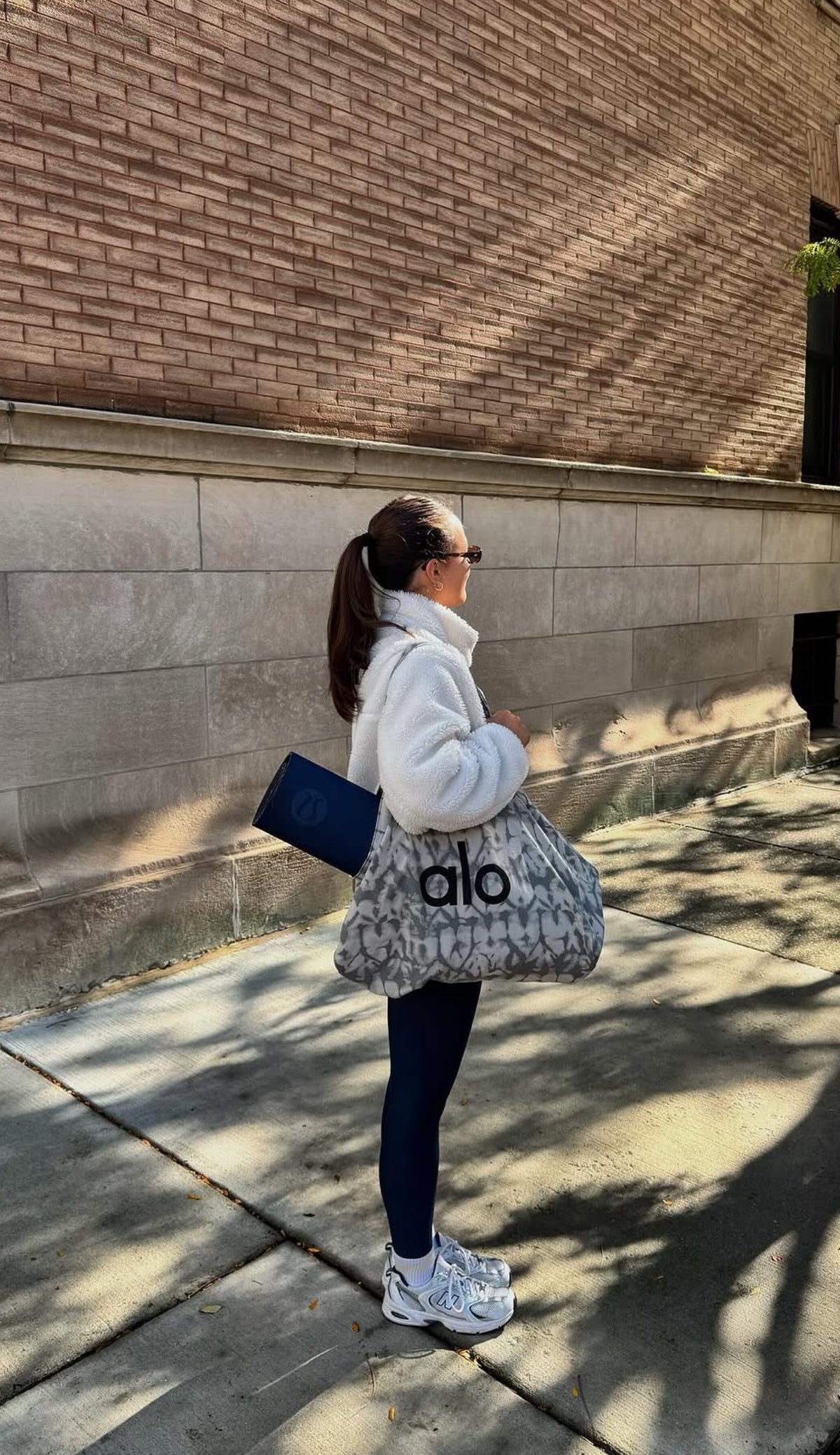Alo Yoga Iconic Shopper Tote - Hemen Teslim