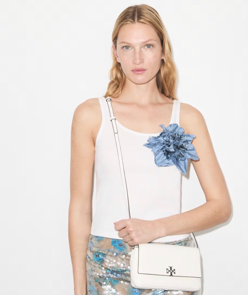 TORY BURCH CHARLIE WALLET CROSSBODY - bianco