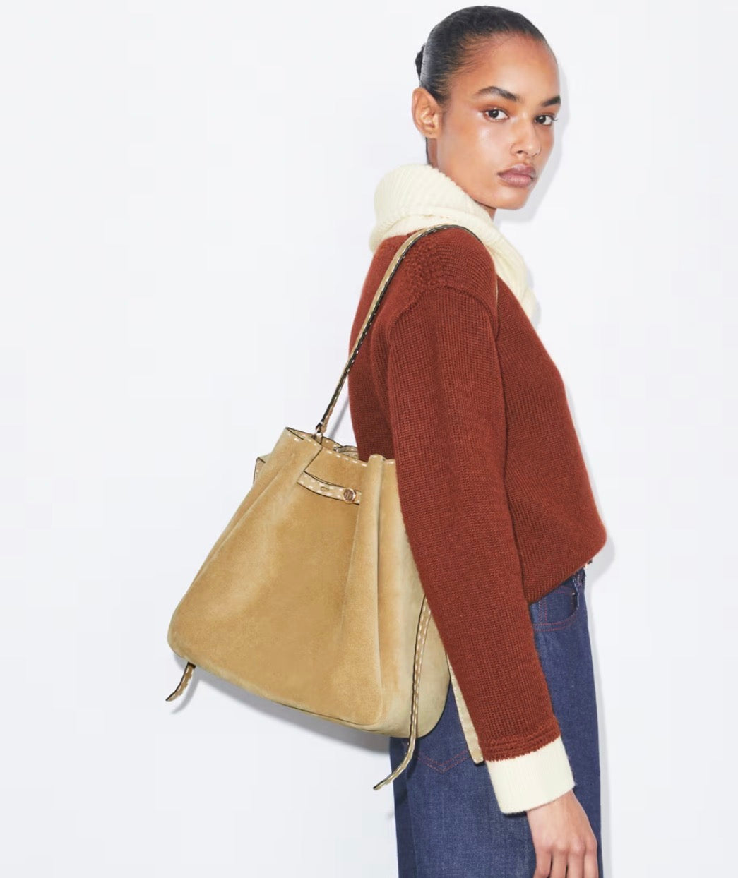 TORY BURCH LARGE ROMY SUEDE PICK STITCH BUCKET BAG - butter