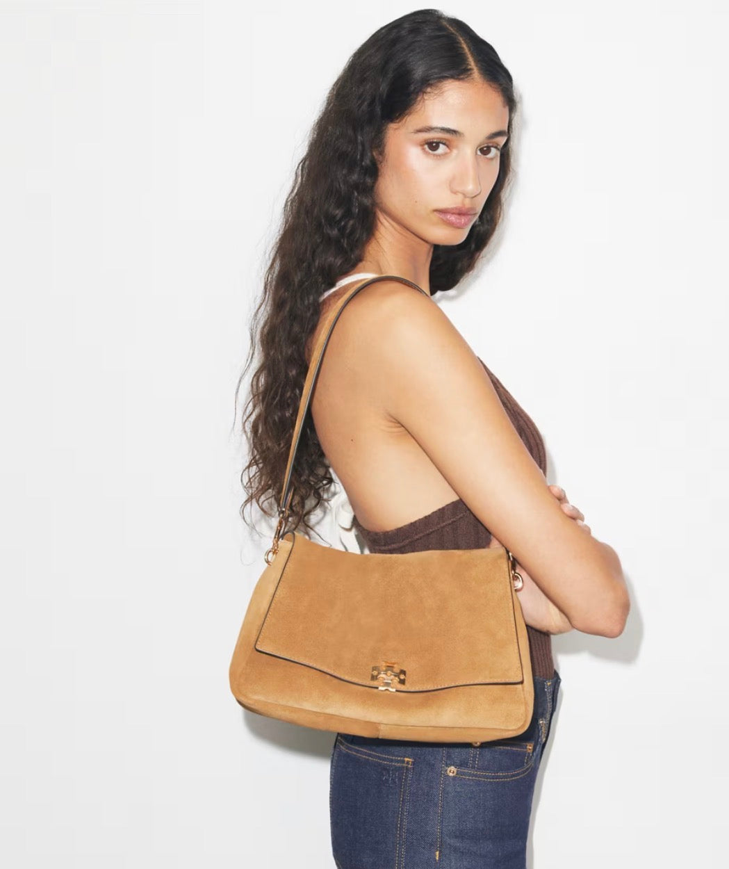 TORY BURCH CHARLIE SUEDE SHOULDER BAG - toffee