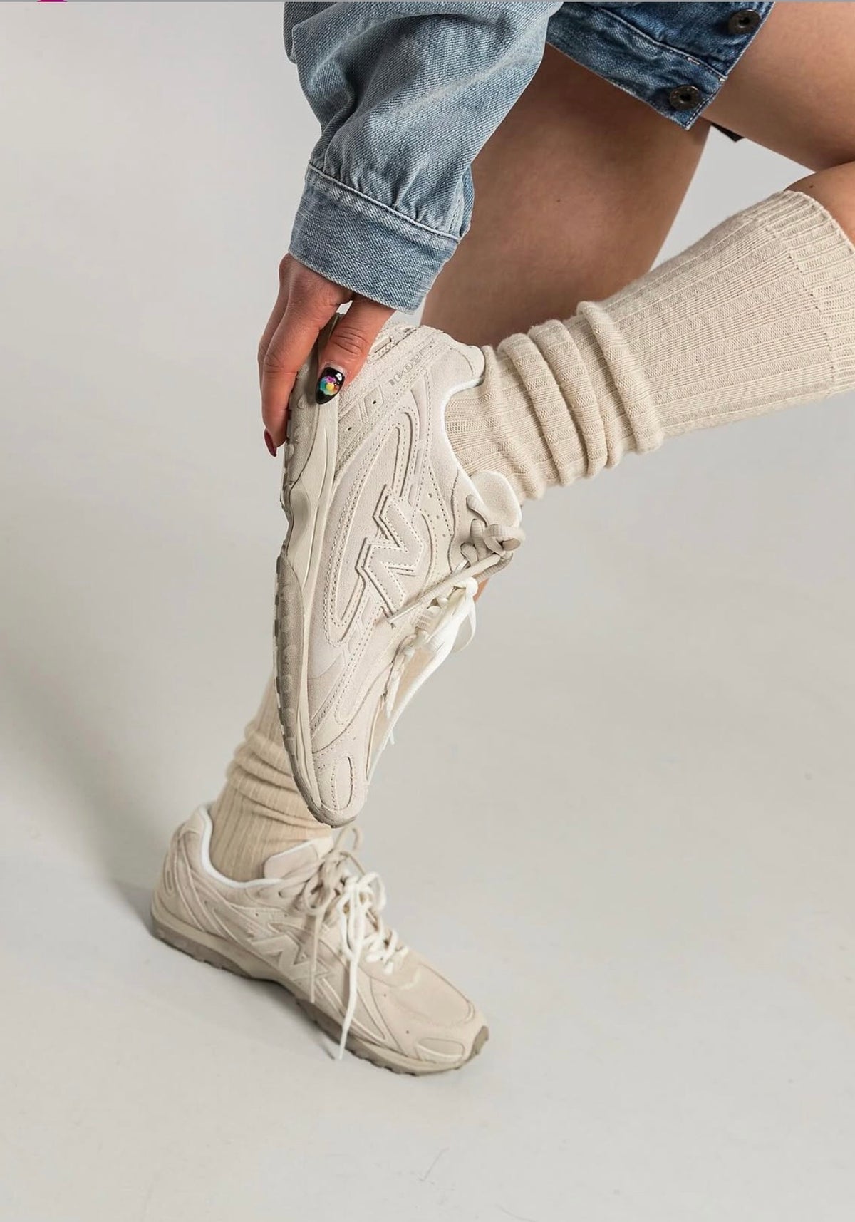 New Balance 204L  -  TIMBERWOLF with LINEN  -  U204LMMC