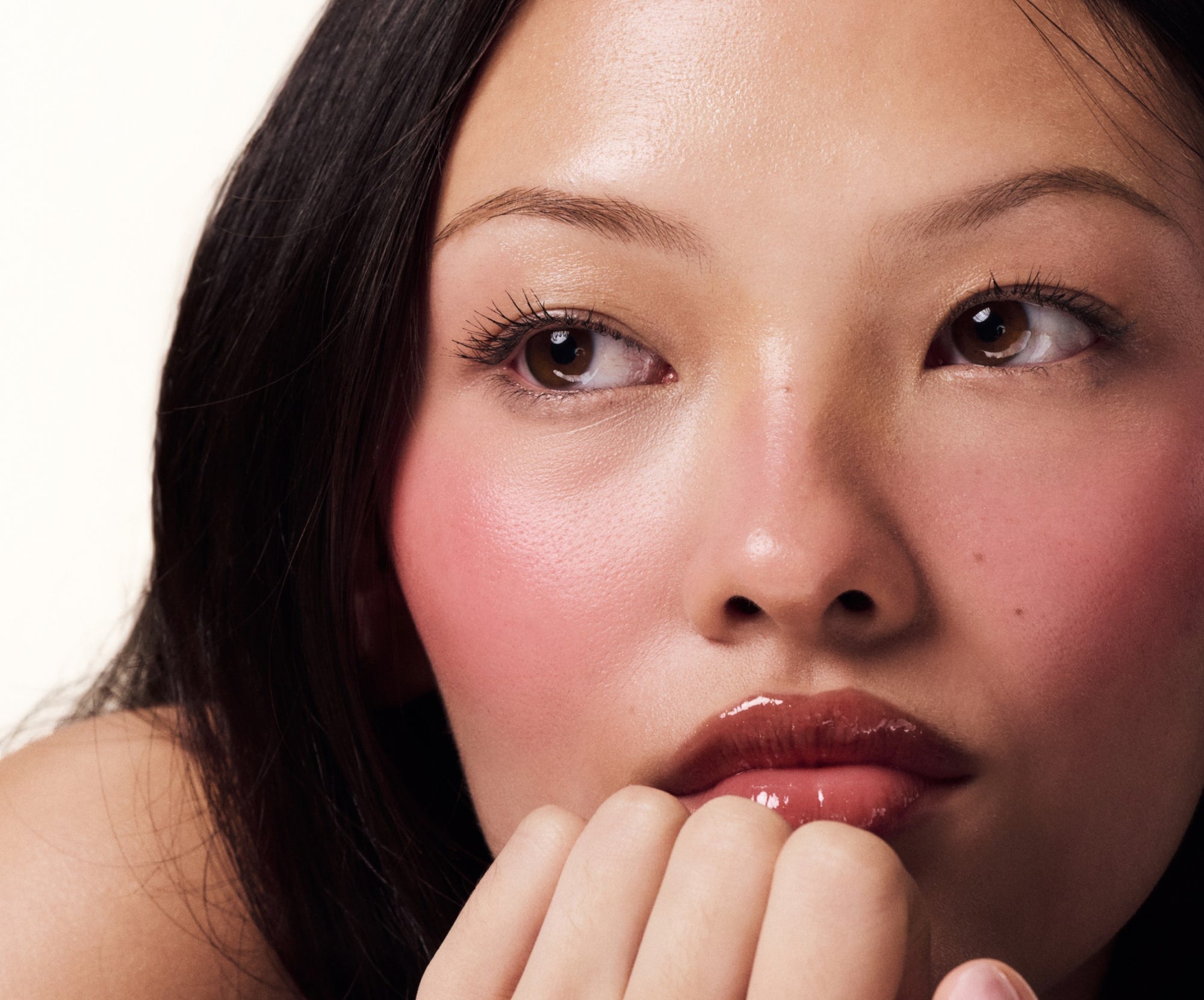 Rhode Pocket Blush - Date Cake