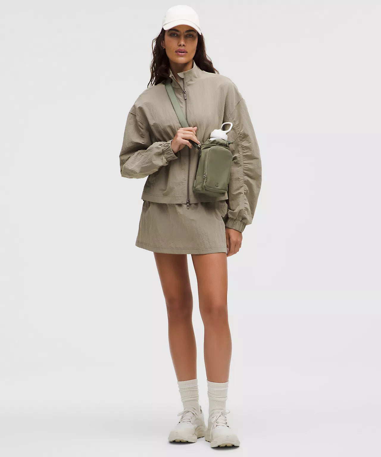 Lululemon Water Bottle Crossbody with Front Pocket 2L Bay Leaf